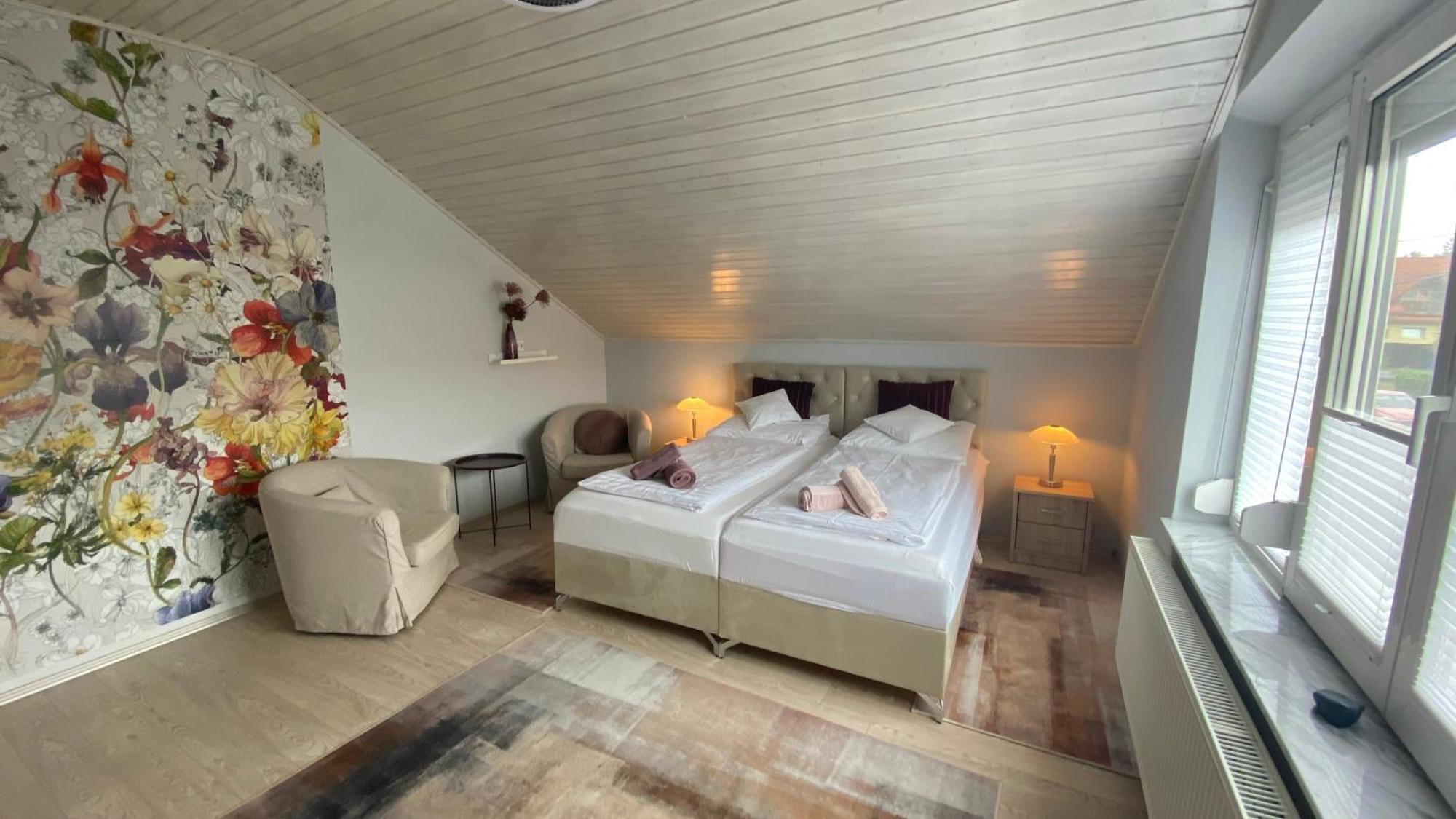 Sweet Home Apartman Balatonfured Ngoại thất bức ảnh